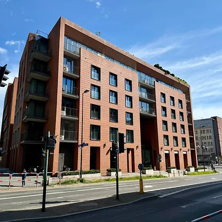 Black&white Angel Krakkó