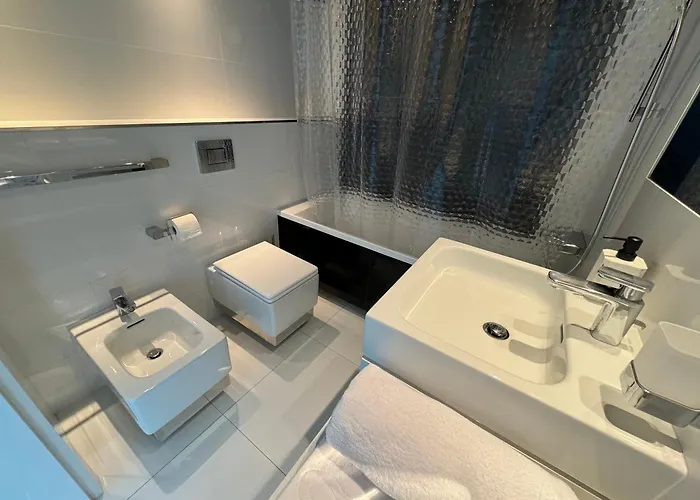 Black&white Angel Krakkó